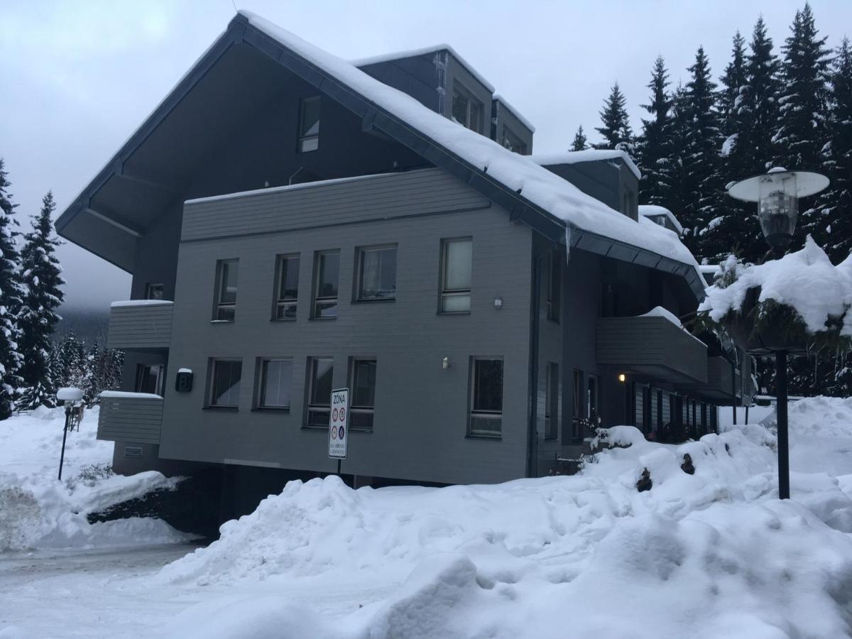 Apartman Харачов Екстериор снимка
